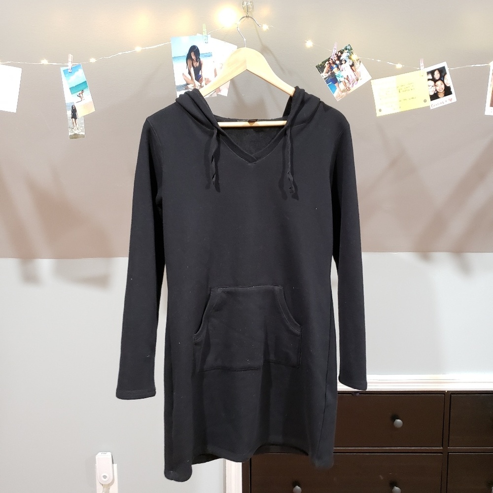 Tahari Black Sweatshirt Hoodie